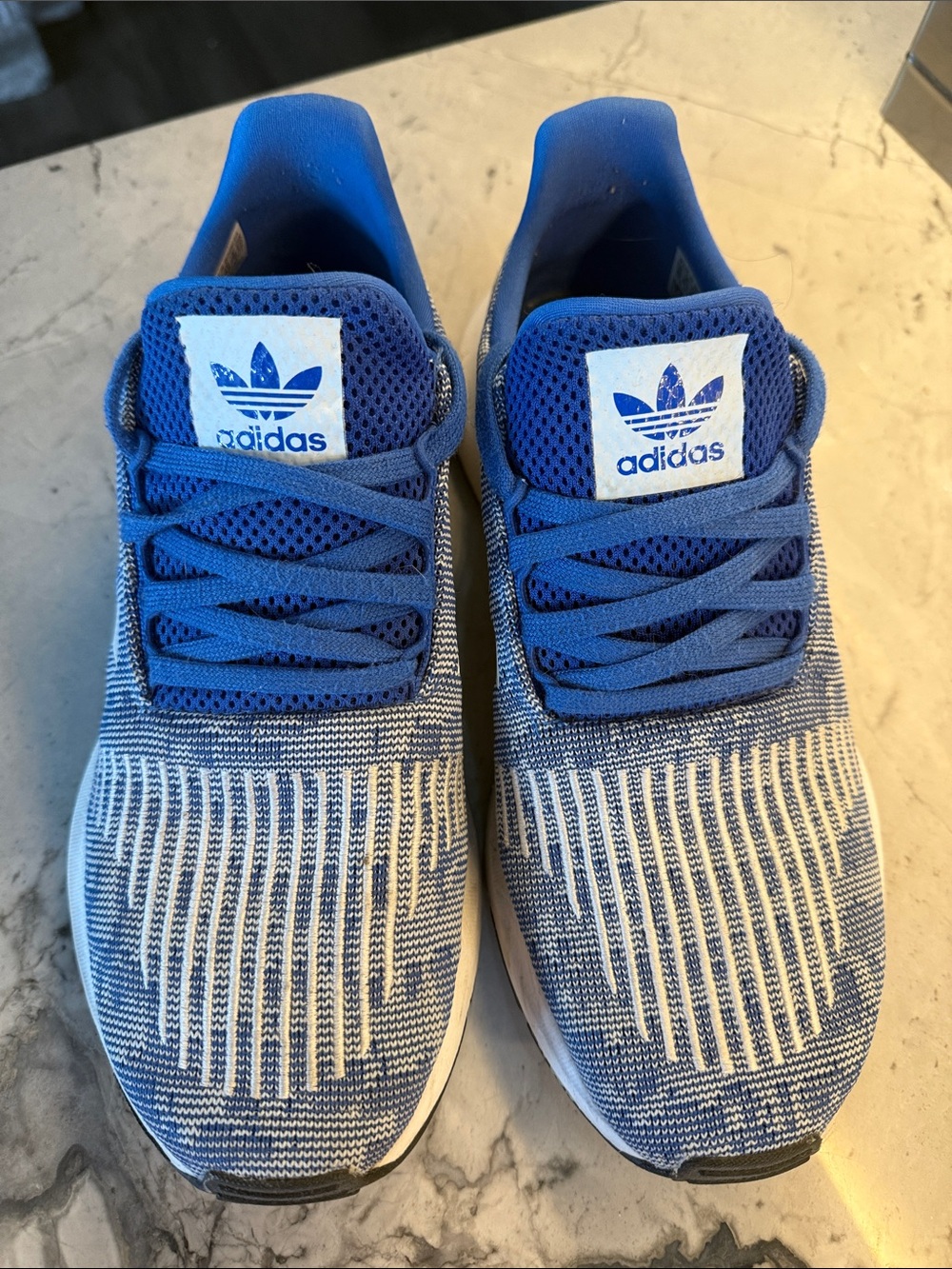 adidas men’s Royal Blue Knit Lace-Up Sneakers sz 10